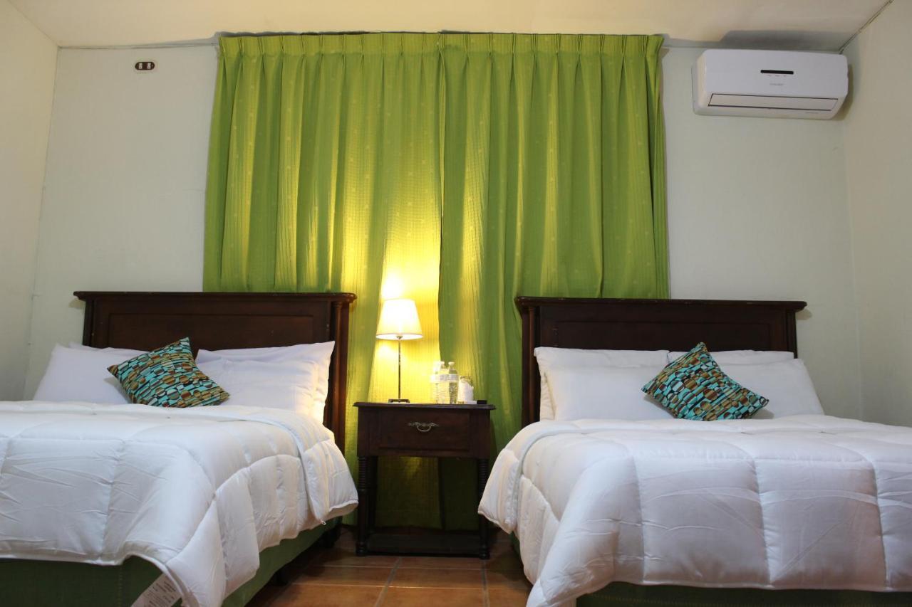 Hotel Villa Antigua 圣萨尔瓦多 外观 照片
