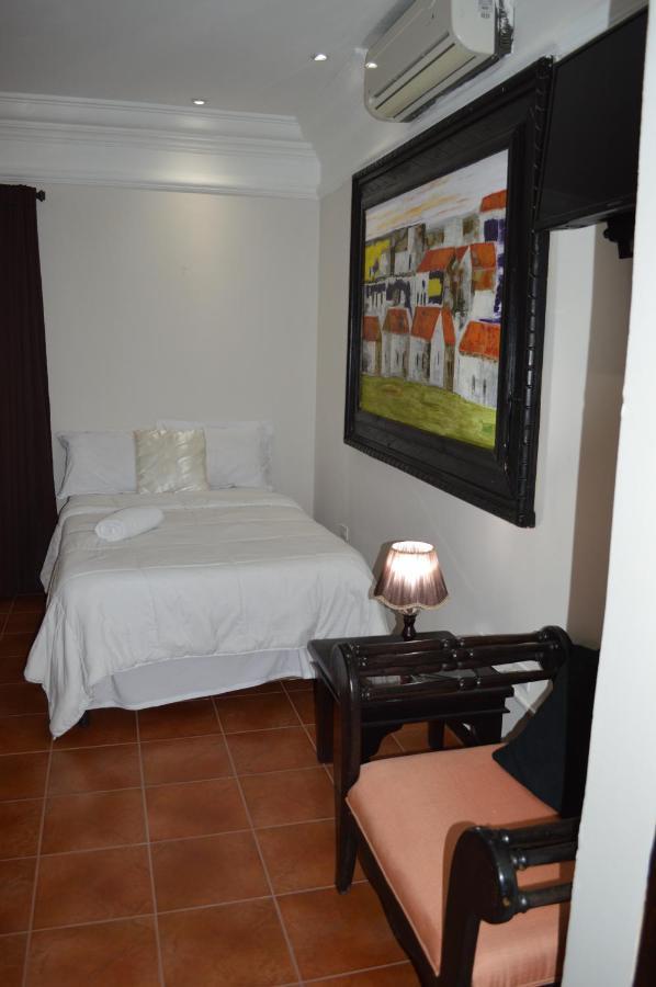 Hotel Villa Antigua 圣萨尔瓦多 外观 照片